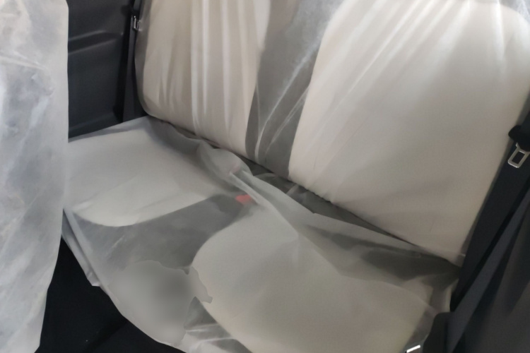 吉利银河 熊猫 2025款 210km 元气熊中控内饰21