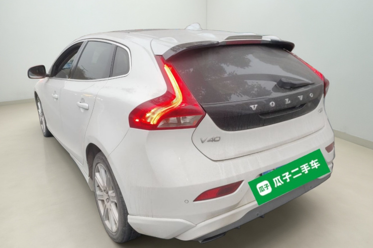 沃尔沃V40 2017款 T3 智雅版车身外观5