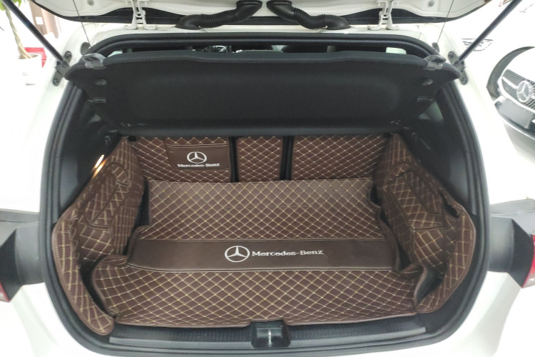 奔驰B级 2020款 B 200 动感型机舱底盘23