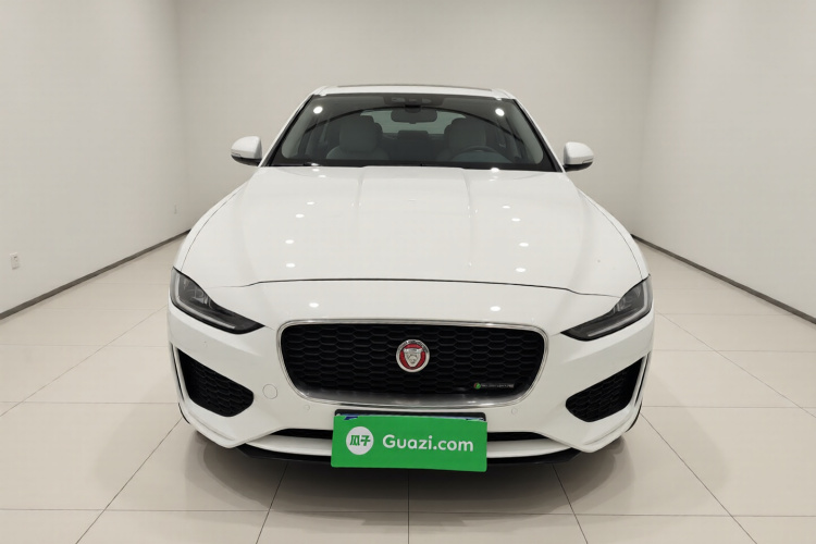 捷豹XEL 2020款 2.0T 200PS R-DYNAMIC 青春运动版车身外观2