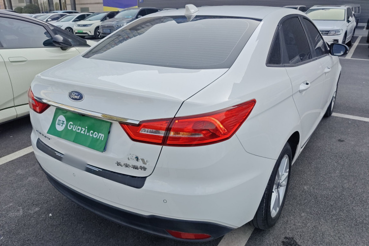 福特 福睿斯 2019款 1.5L 自动悦享型车身外观6005