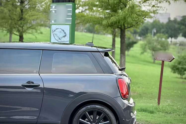 MINI 2021款 2.0T COOPER S 经典派车身外观6003