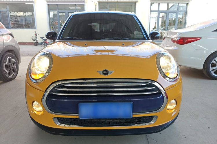 MINI 2015款 1.5T COOPER Fun 五门版车身外观2
