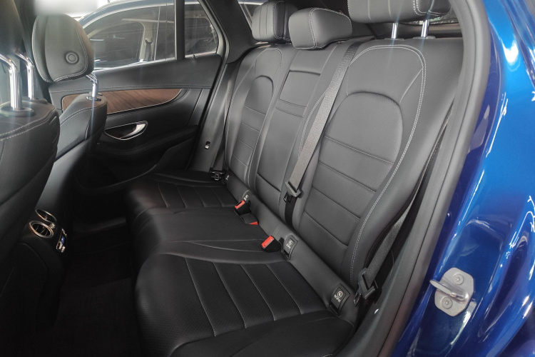 奔驰GLC 2016款 GLC 300 4MATIC 动感型中控内饰21
