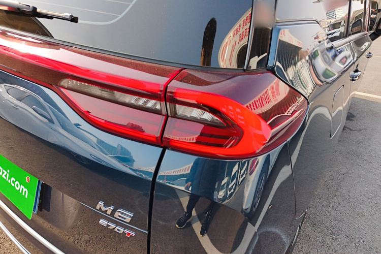 广汽传祺 传祺M6 2021款 PRO 270T DCT尊享版车身外观9