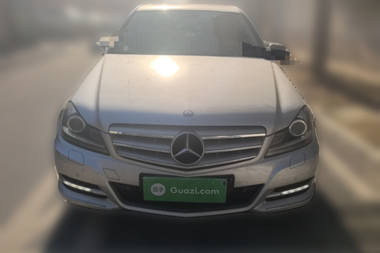 奔驰C级 2011款 C 200 CGI 时尚型车身外观2