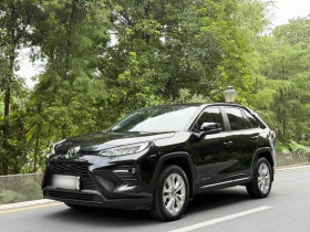 丰田 威兰达 2022款 2.0L CVT两驱领先版