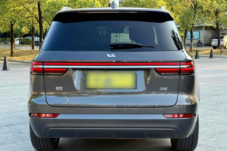 理想汽车 理想ONE 2021款 增程6座版车身外观6004