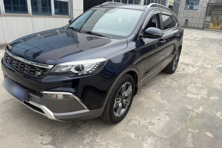 猎豹汽车 猎豹CS10 2017款 2.0T 手动卓越型车身外观1