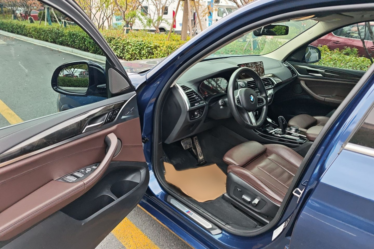 宝马X3 2020款  xDrive28i M运动套装中控内饰7003