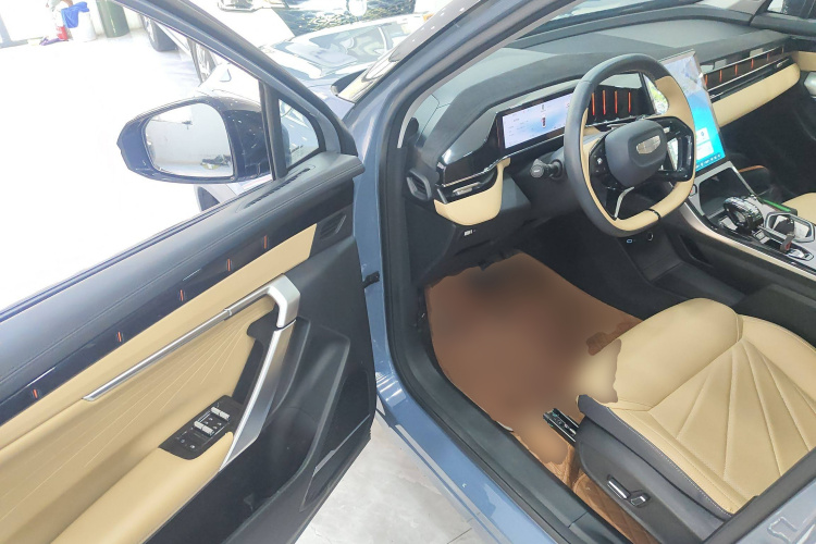 吉利汽车 博越L 2023款 1.5TD DCT尊贵型中控内饰20