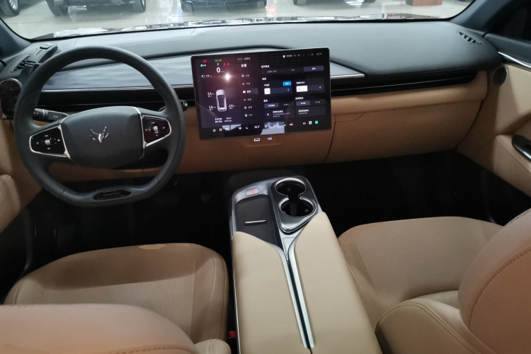 ARCFOX极狐 极狐 阿尔法T5(ARCFOX αT5) 2025款 520 PRO中控内饰7002