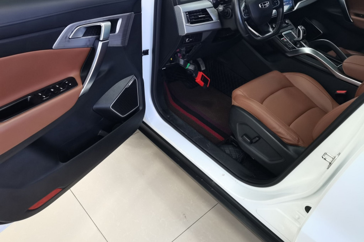 吉利汽车 博越 2021款 1.8TD DCT两驱亚运版中控内饰20