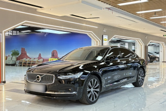 沃尔沃S90 2024款 B5 智雅豪华版