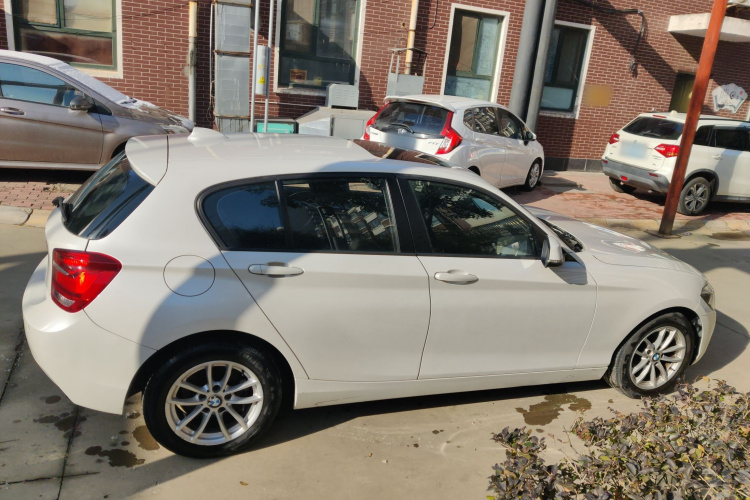 宝马1系(进口) 2013款 改款 118i 领先型车身外观6002