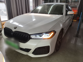 宝马5系新能源 2020款 里程升级版 530Le 豪华套装