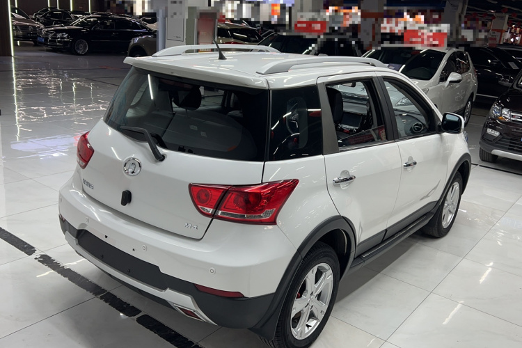 长城M4 2015款 1.5L AMT豪华型车身外观6003