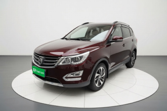 宝骏560 2015款 1.8L 手动豪华型