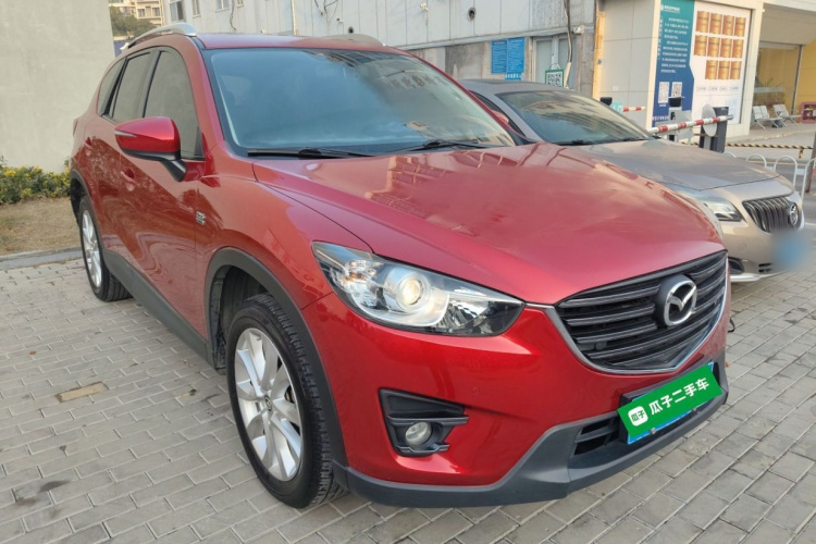 马自达CX-5 2015款 2.5L 自动四驱尊贵型车身外观3