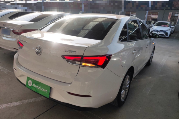 别克 英朗 2021款 改款 典范 1.5L 自动精英型车身外观7