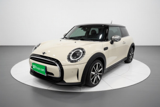 MINI 2022款 1.5T COOPER 艺术家