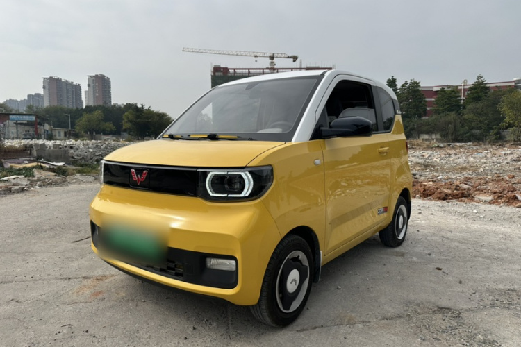 五菱汽车 宏光MINIEV 2021款 马卡龙时尚款 磷酸铁锂车身外观6005