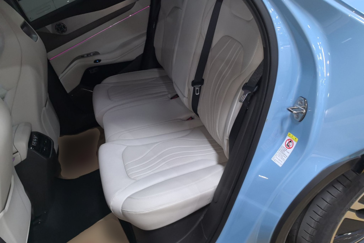 腾势N7 2024款 630 四驱智驾Ultra版中控内饰21