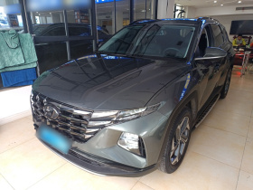 现代 2021款 途胜L 1.5T DCT LUX尊贵版