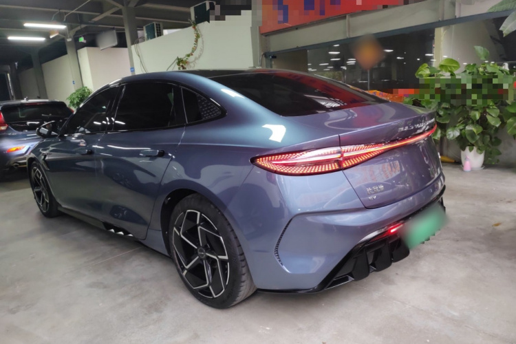 比亚迪 海豹 2022款 700km 长续航后驱版车身外观4