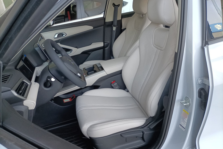 比亚迪 元UP 2025款 301KM 领航型局部细节19