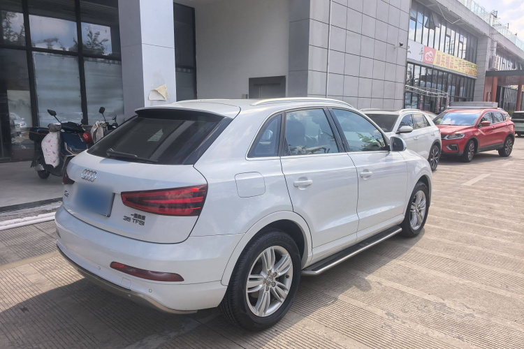 奥迪Q3 2015款 35 TFSI 进取型车身外观6007