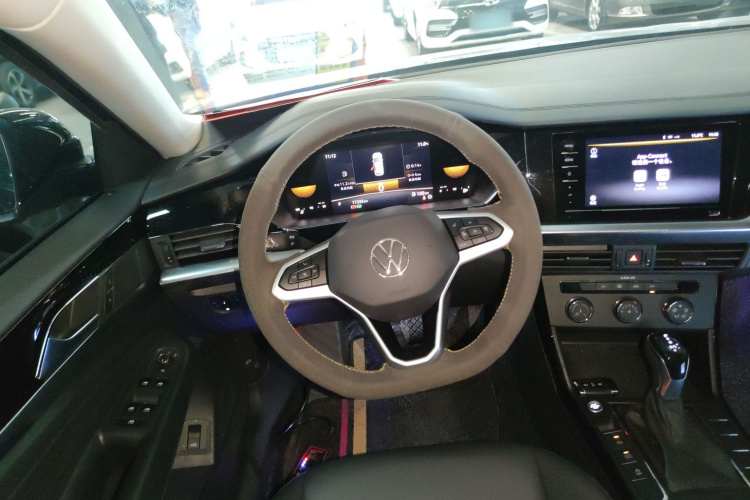 大众 帕萨特 2024款 280TSI 商务版中控内饰13