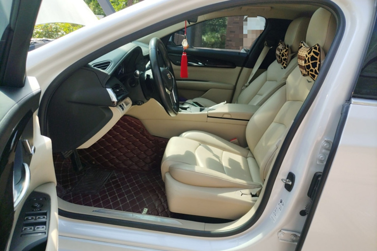 凯迪拉克CT6 2016款 28T 时尚型中控内饰7003