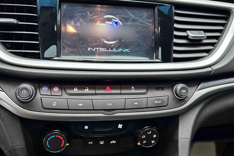 别克 英朗 2021款 1.3T 自动轻混动精英型中控内饰7007