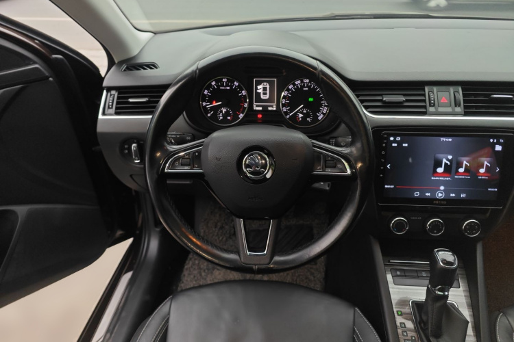 斯柯达 明锐 2017款 1.6L 自动智行版中控内饰13