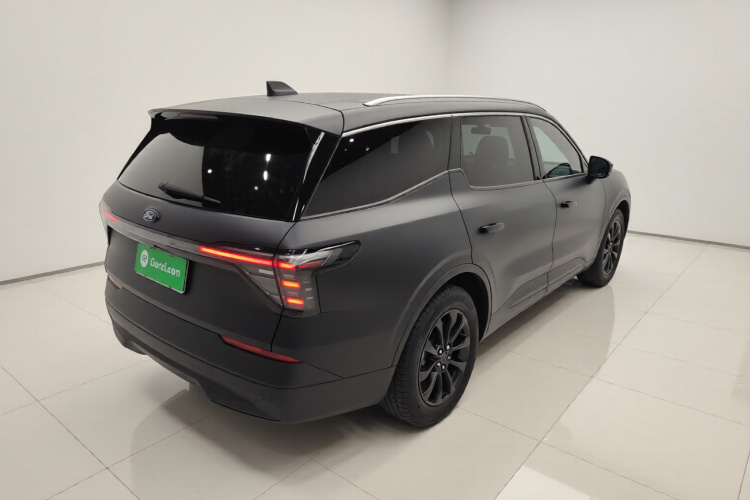 福特 2023款 锐界L 2.0T EcoBoost 两驱七座豪华型车身外观7