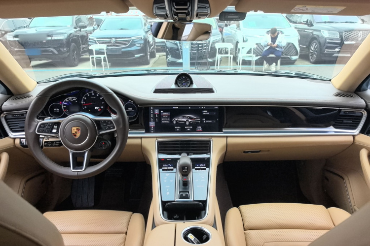 保时捷 2017款 Panamera 行政加长版 3.0T中控内饰7001