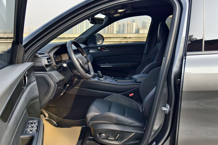 领克01 EM-P 2023款 1.5TD EM-P PM中控内饰7004