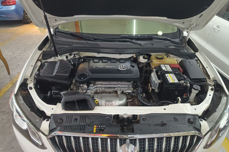 别克 英朗 2017款 15N 自动精英型机舱底盘24