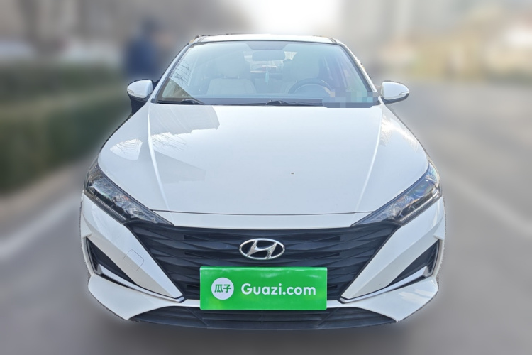 现代 悦纳 2020款 1.4L 手动GLS炫酷版车身外观2