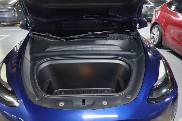 特斯拉 Model Y 2021款 标准续航后驱版机舱底盘24