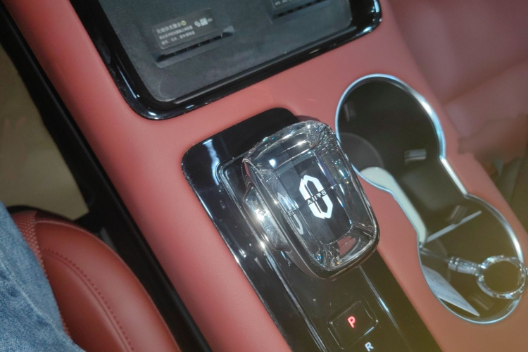 鸿蒙智行 问界M5 2023款 纯电后驱智驾版局部细节18