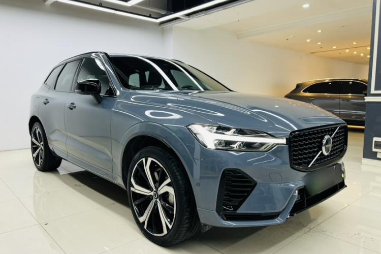 沃尔沃XC60新能源 2022款 T8 插电混动 四驱智远运动版车身外观6002