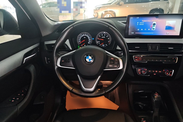 宝马X1 2019款 sDrive18Li 时尚型局部细节13