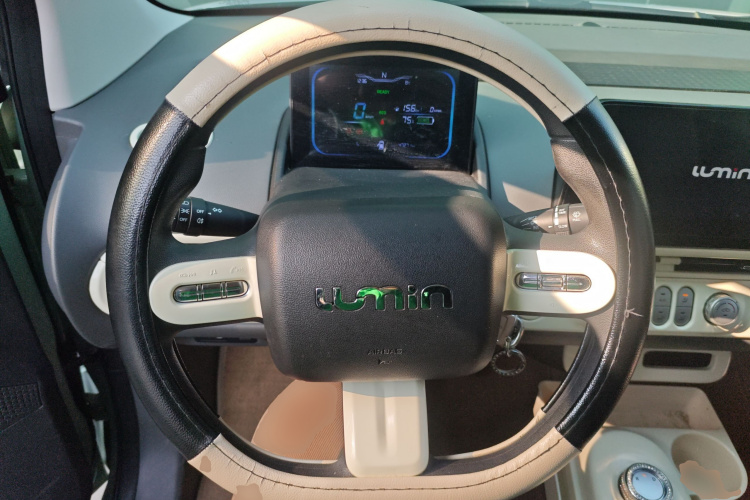 长安启源 长安Lumin 2022款 210km 香甜款中控内饰13