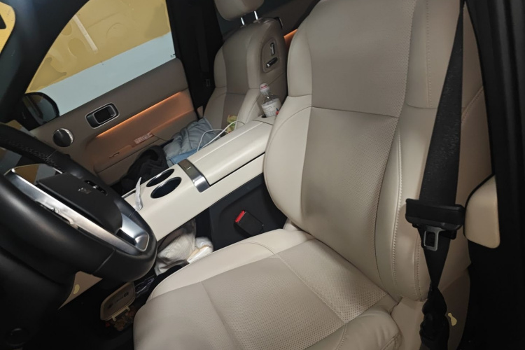 理想汽车 理想L8 2023款 Pro局部细节19