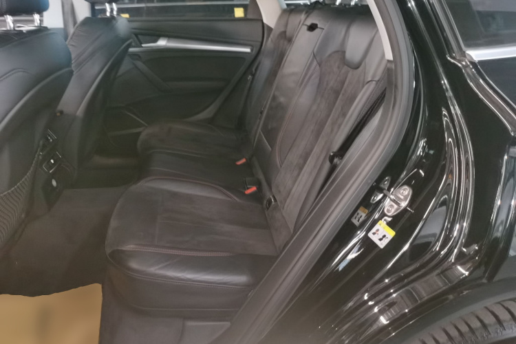 奥迪Q5L 2020款 45 TFSI 尊享运动型中控内饰21