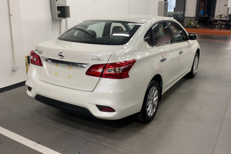 日产 轩逸 2024款 改款二 经典 1.6XE CVT舒适版车身外观6003