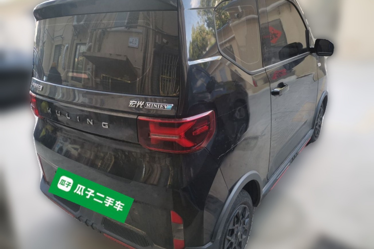 五菱汽车 宏光MINIEV 2022款 GAMEBOY 200km 玩咖款 磷酸铁锂车身外观6005