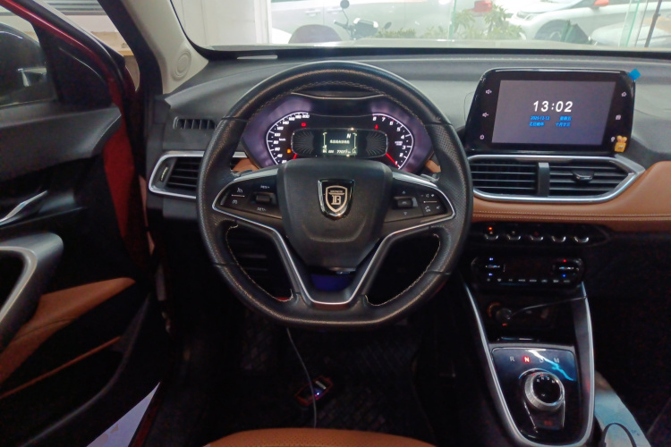 宝骏510 2017款 1.5L 自动豪华型中控内饰13